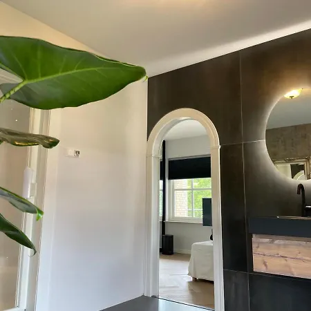 Bed & Breakfast Droomvakanties Egmond Nummer 8 *
